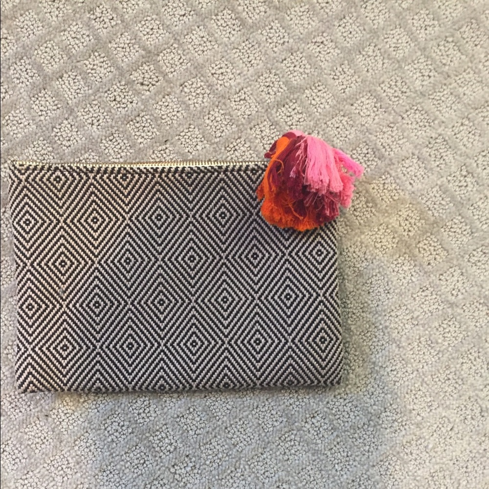 Patterned Clutch - image 2